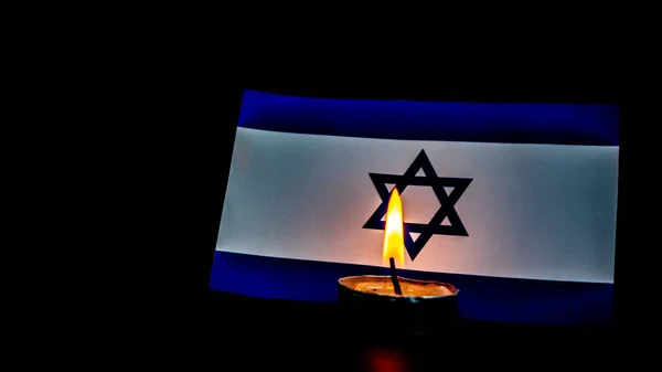 Israeli Flag Burning Candles Front Holocaust Memory Day — Stock Photo, Image