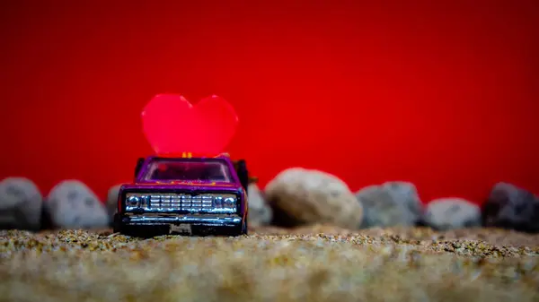 Мінахаса Індонезія Грудень 2022 Року Іграшкові Автомобілі Перевозять Серця — стокове фото