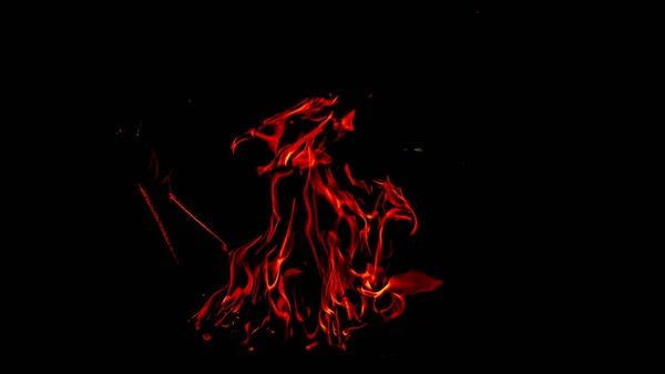 Siyah Arkaplanda Yanan Ateş — Stok fotoğraf