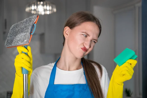 Portrait Discontented Sad Young Woman Grimace Her Face Holding Mop — Stock Photo, Image