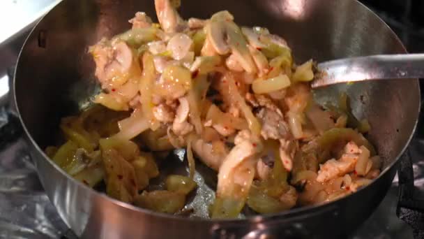 Gefrituurde Champignon Champignons Met Uien Koekenpan Master Class Chef Kok — Stockvideo