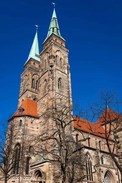 Iglesia Medieval San Sebaldo Sebalduskirche Nuremberg Baviera Alemania Invierno Día — Foto de Stock