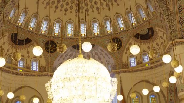 Интерьер Мечети Кокатепе Анкаре — стоковое видео