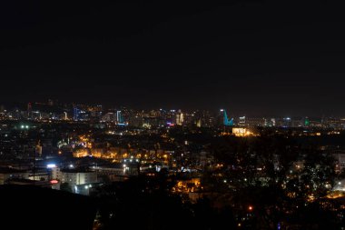 Şehrin gece manzarası