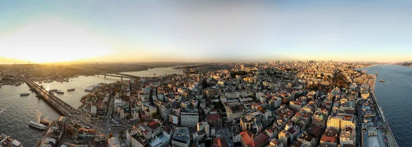 Ankara 'nın panoramik manzarası Türkiye' nin kalesinin başkenti.