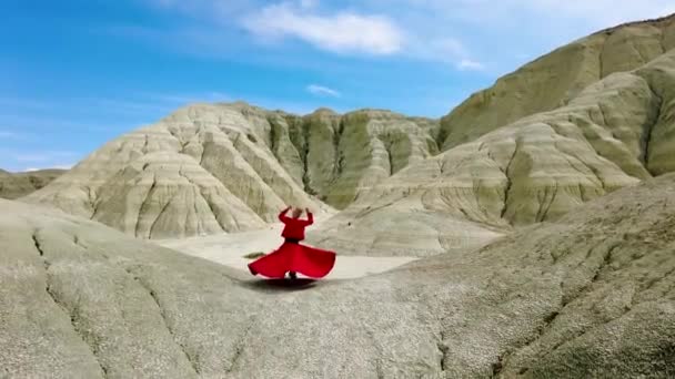 Sufi Whirling トルコ語 Semene スーフィスの間で発生したサマームまたは物理的に活発な瞑想の一種です — ストック動画