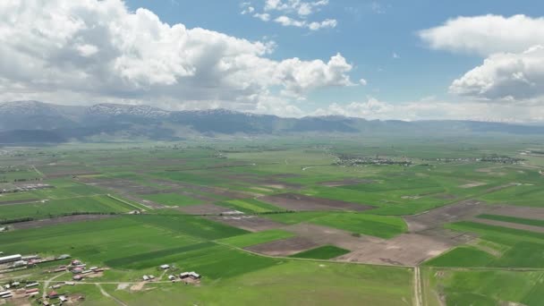 Bela Vista Aérea Campos Divididos Parcelas Assentamento Vale Montanha — Vídeo de Stock