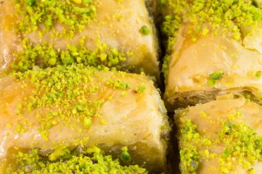 Antep fıstıklı Türk baklavası