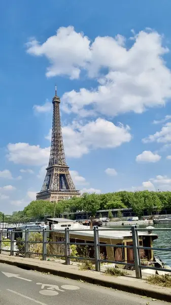 Paris, Fransa 'daki Eyfel Kulesi