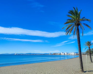 Roses İspanya 'da Sakin Plaj.