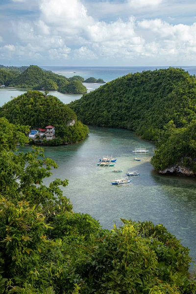 Bucht Bei Sipalay Philippinen lizenzfreie Stockbilder