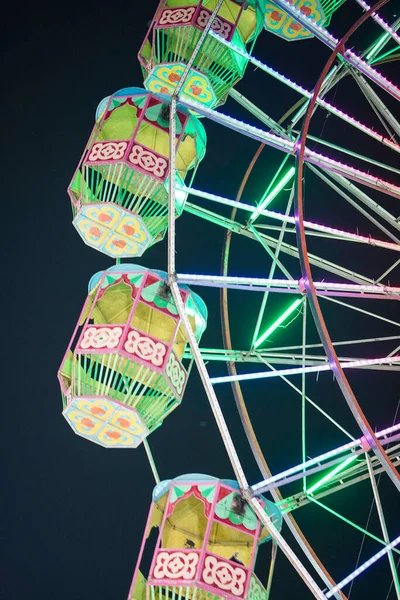 Giant Reuzenrad Met Groene Verlichting Exhibition Indian Fair Nachts — Stockfoto