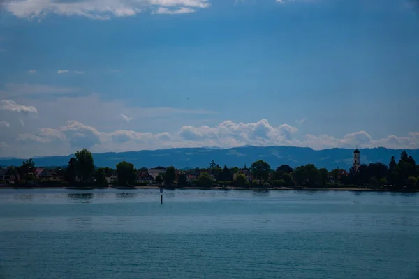 康斯坦茨湖 夏季阿尔卑斯山 — 图库照片