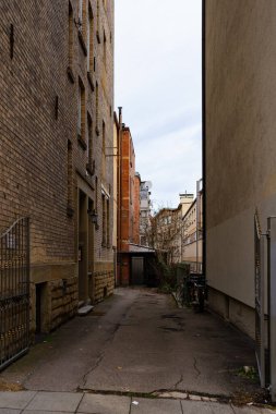 Şehir avluları, şehir avlularının büyüsü, kekeleme, Almanya