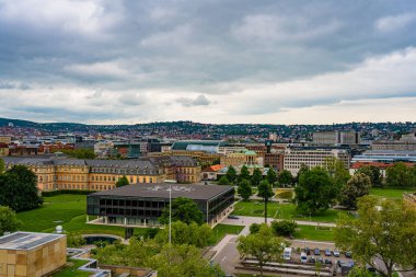 Kuleden Stuttgat 'a manzara, şehir manzarası, park, şehir manzarası.