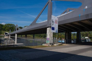 Yeni Cannstatt köprüsü, güzel manzara