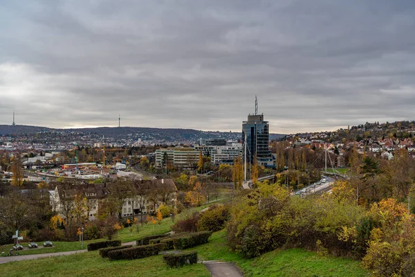 Stuttgart, Alb, sonbahar manzarası çok güzel. Renkli renkler. Almanya.