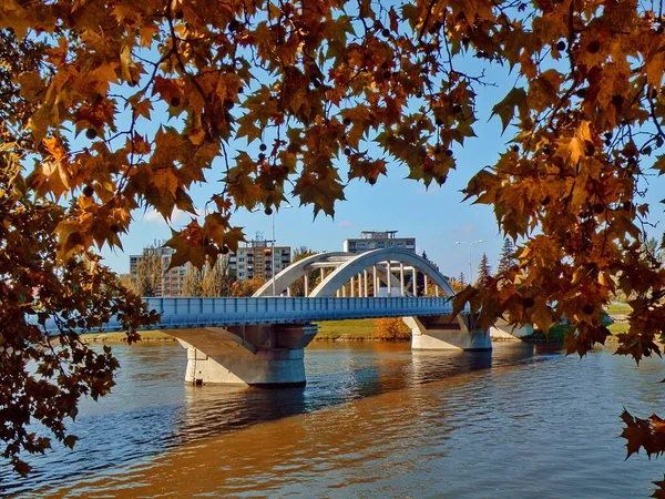 Piestany Słowacja Października 2022 Most Krajinsky Most Przez Rzekę Wag Zdjęcia Stockowe bez tantiem