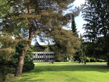 Duthe, Slovakya, 25 Mayıs 2023: Baharda Spa Parkı.