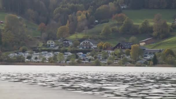 奥地利Salzkammergut湖的营地 高质量的4K镜头 — 图库视频影像