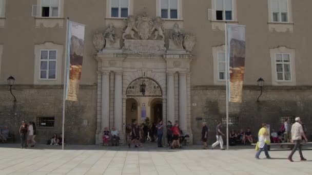 Salzburgs Berömda Biskopsresidensportal Högkvalitativ Film — Stockvideo