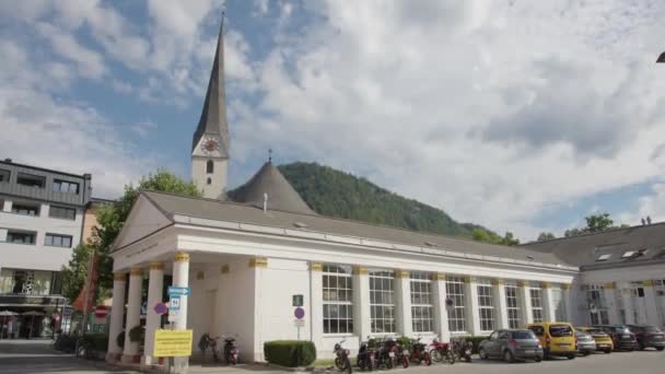 上奥地利市中心的坏岛Trinbad Ischl Trinkhalle — 图库视频影像