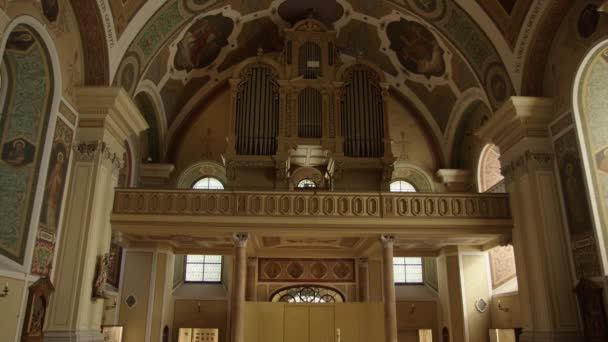 Innenraum Der Pfarrkirche Bad Ischl Oberösterreich Hochwertiges Filmmaterial — Stockvideo