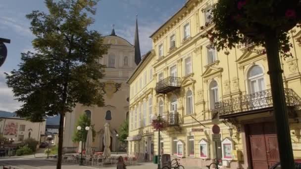 上奥地利Bad Ischl市中心的小巷 高质量的4K镜头 — 图库视频影像