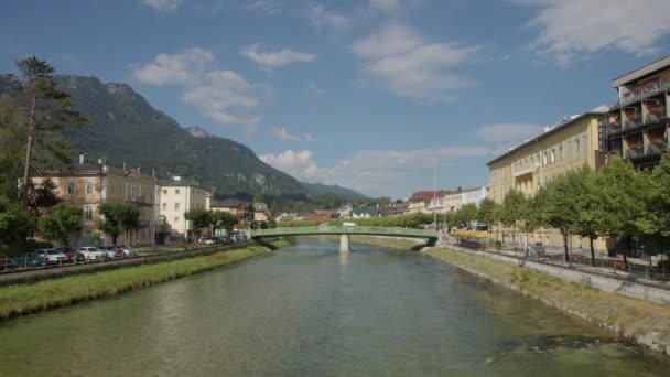 Променад Бад Ишл Эспланада Реке Траун Верхняя Австрия Высококачественные Кадры — стоковое видео