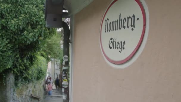 Salzburg Nonnberg Steg Till Kloster Och Fästning Högkvalitativ Film — Stockvideo
