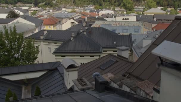 カイ地区のザルツブルク旧市街間の屋根 高品質4K映像 — ストック動画