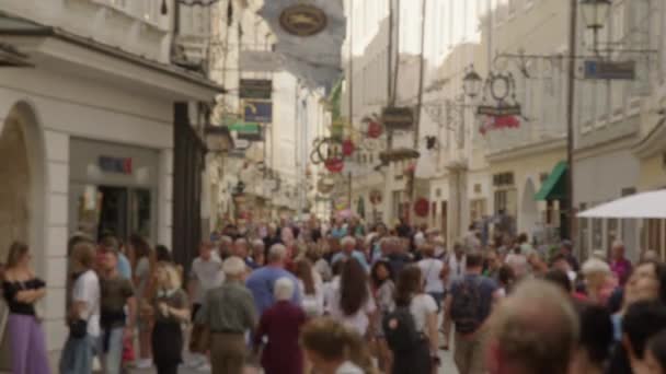 ザルツブルク観光客の多くとGetreidegasse 高品質4K映像 — ストック動画