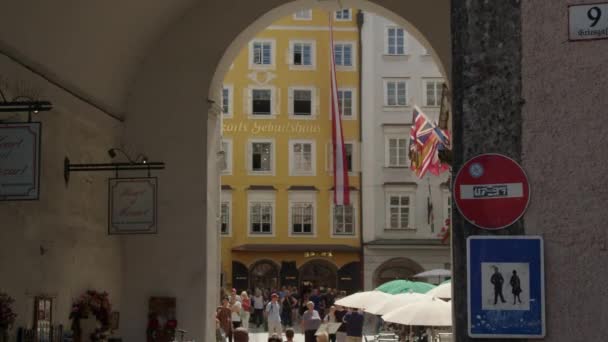 Salzburg Mozart Szülőhelye Getreidegasse Kiváló Minőségű Felvételek — Stock videók