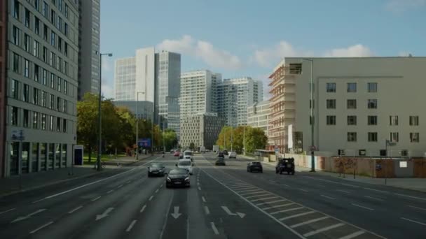 Trafikli Berlin Şehir Manzarası Yüksek Kalite Görüntü — Stok video