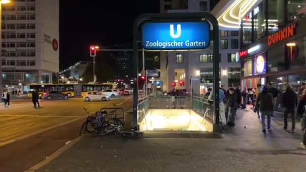 Stazione Della Metropolitana Berlino Zoologischer Garten Notte Filmati Alta Qualità — Video Stock