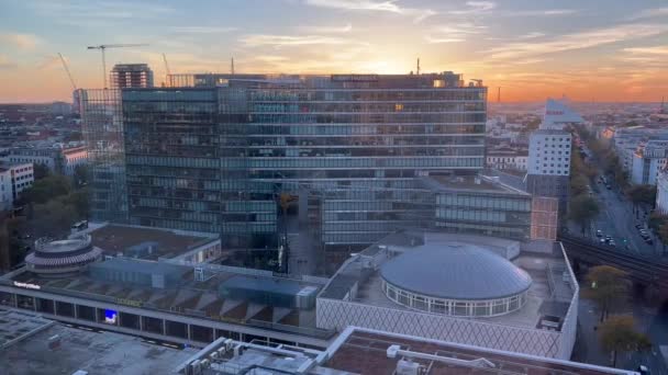 Wczesnym Rankiem Widok Berlińską Panoramę Miasta Wysokiej Jakości Materiał — Wideo stockowe