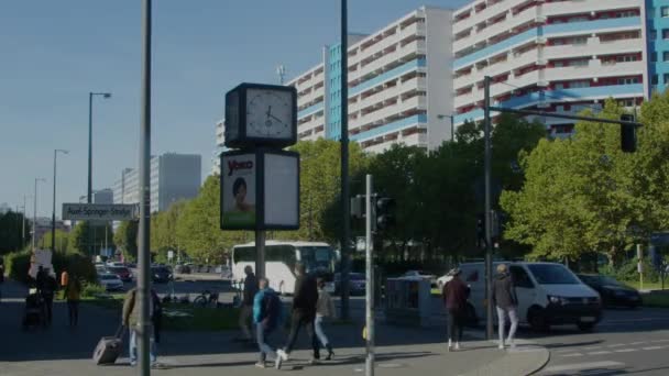Scena Strada Berlino Edifici Residenziali Axel Springer Filmati Alta Qualità — Video Stock