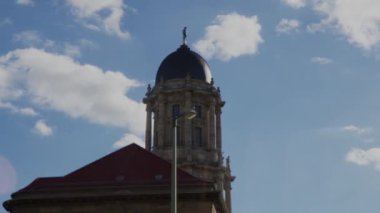 Rathausmann 'la Berlin Municipial Binası. Yüksek kalite 4k görüntü