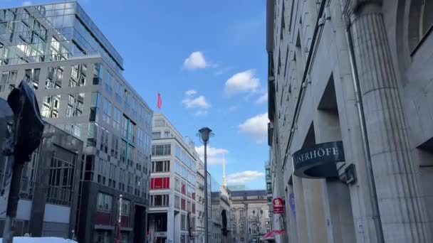 Berlin Cityscape Downtown Unter Den Linden — Stock Video
