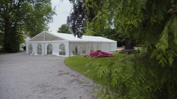 公园里的大聚会帐篷 高质量的4K镜头 — 图库视频影像