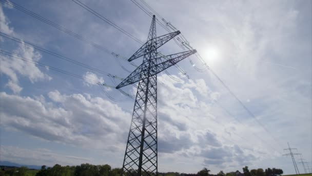 Líneas Eléctricas Alta Tensión Paisaje Rural Imágenes Alta Calidad — Vídeos de Stock