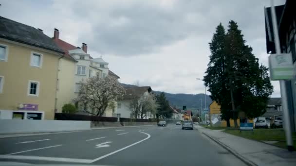 Avusturya Şehir Merkezinden Geçiyor Yüksek Kalite Görüntü — Stok video