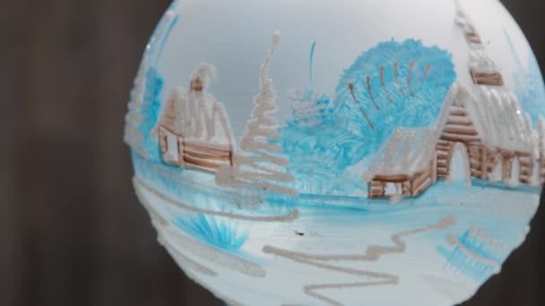 クリスマス装飾用ガラスの世界が回転する 高品質4K映像 — ストック動画