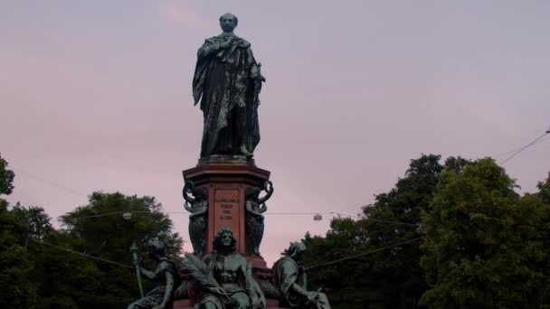 Statue König Maximilians Von Bayern München Hochwertiges Filmmaterial — Stockvideo