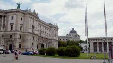 Avusturya Ulusal Kütüphanesi Viyana Heldenplatz 'da. Yüksek kalite 4k görüntü