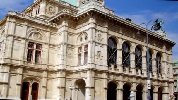 夏天在维也纳的上贝尔韦代雷宫殿高质量的4K镜头 — 图库视频影像