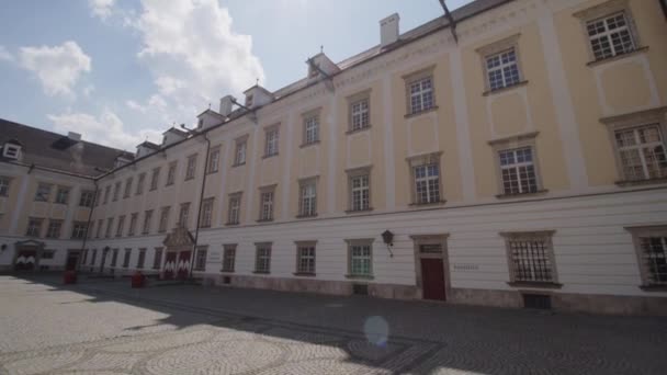 Innenhof Der Barocken Abtei Kremsmünster Hochwertiges Filmmaterial — Stockvideo