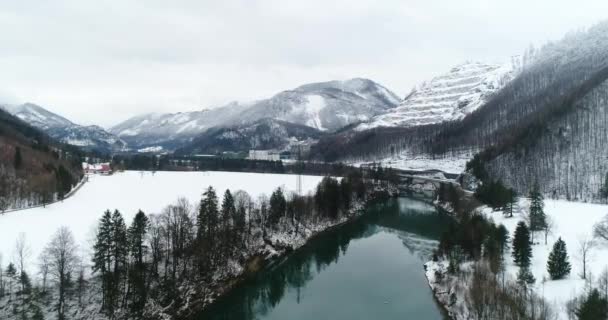 Антенна Над Гидроэнергетическим Резервуаром Верхней Австрии Зимой Высококачественные Кадры — стоковое видео