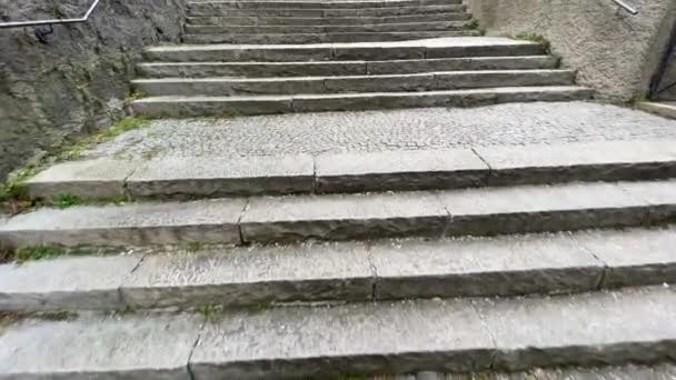 石畳の広々とした階段状の通り 高品質4K映像 — ストック動画