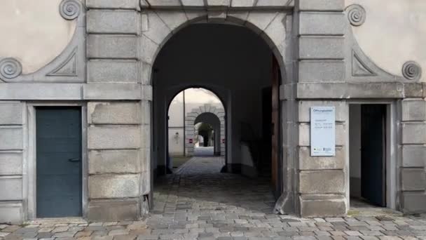 Eingang Und Fassade Der Historischen Linzer Burg Hochwertiges Filmmaterial — Stockvideo